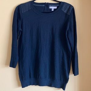 Banana republic black sweater LG
